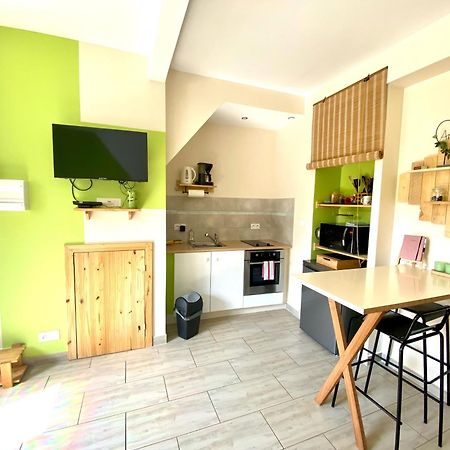 La Petite Escapade Apartment Кале Екстериор снимка