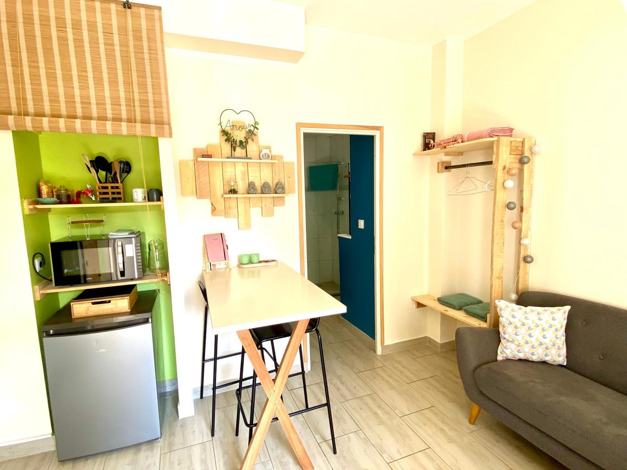 La Petite Escapade Apartment Кале Екстериор снимка