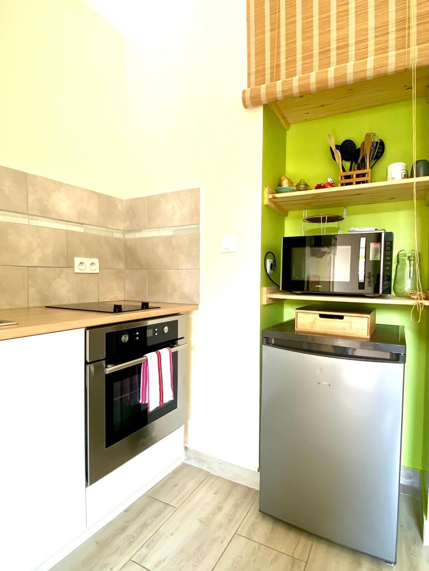 La Petite Escapade Apartment Кале Екстериор снимка